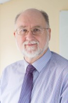 Yr Athro E Wyn James 